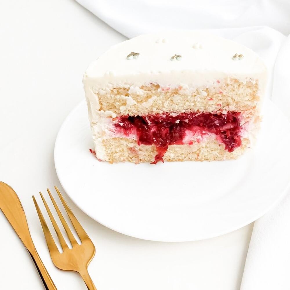 Бенто торт клубника пломбир