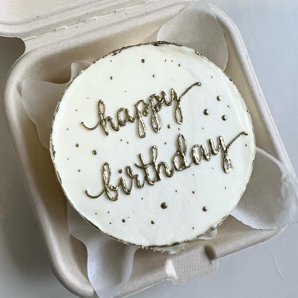 Бенто-торт ко дню рождения «Happy birthday