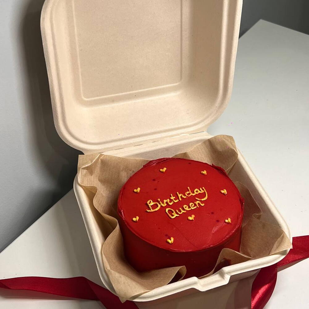 Бенто торт "Королеве"