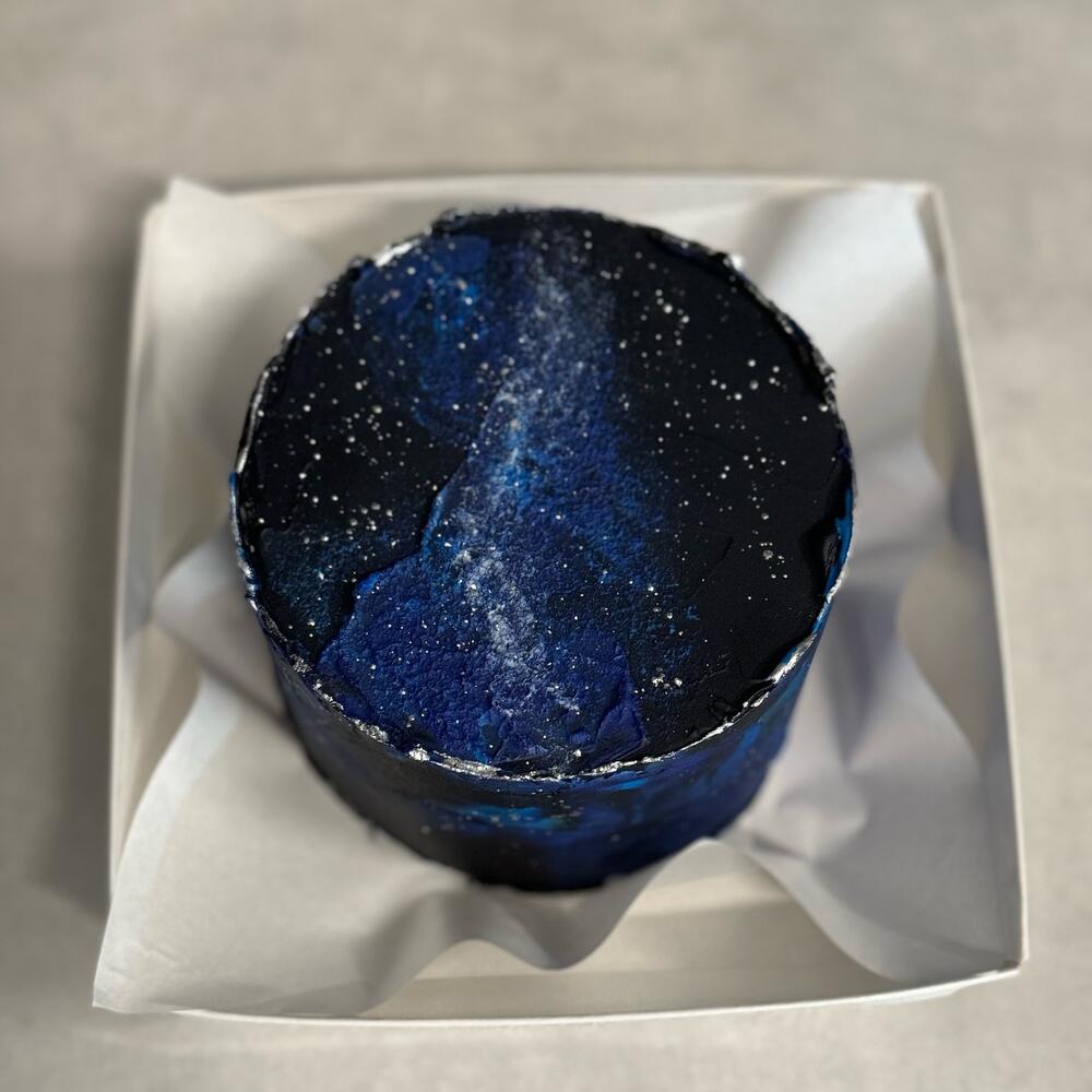 Бенто торт космос ваша надпись