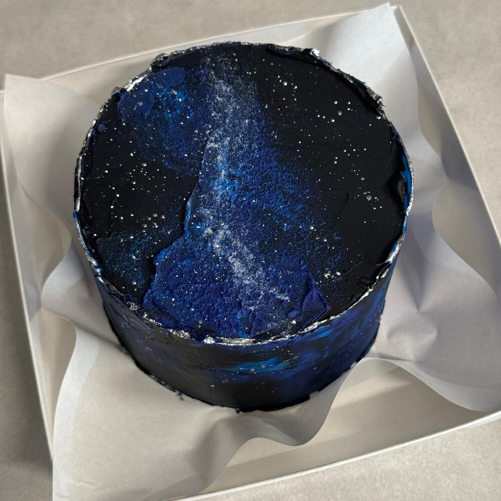 Бенто торт космос ваша надпись