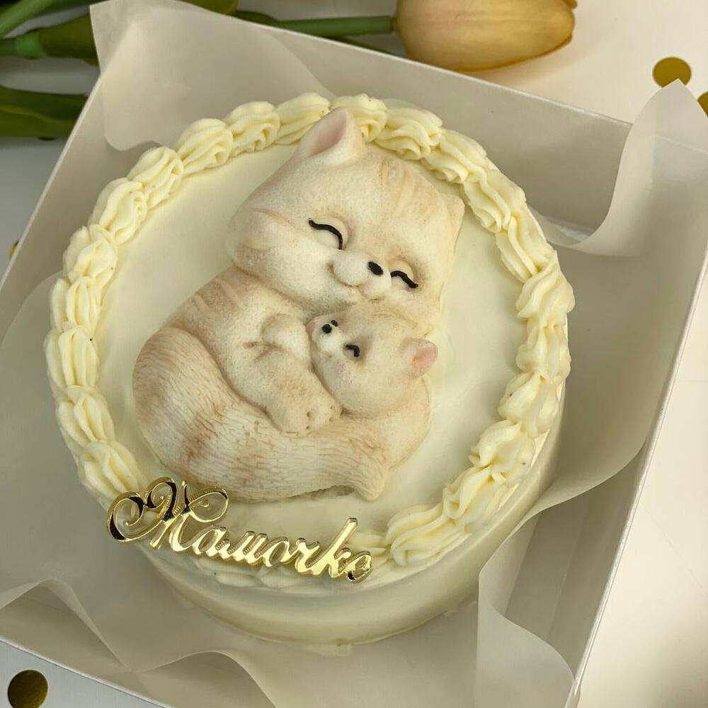 Бенто торт котята на день Матери