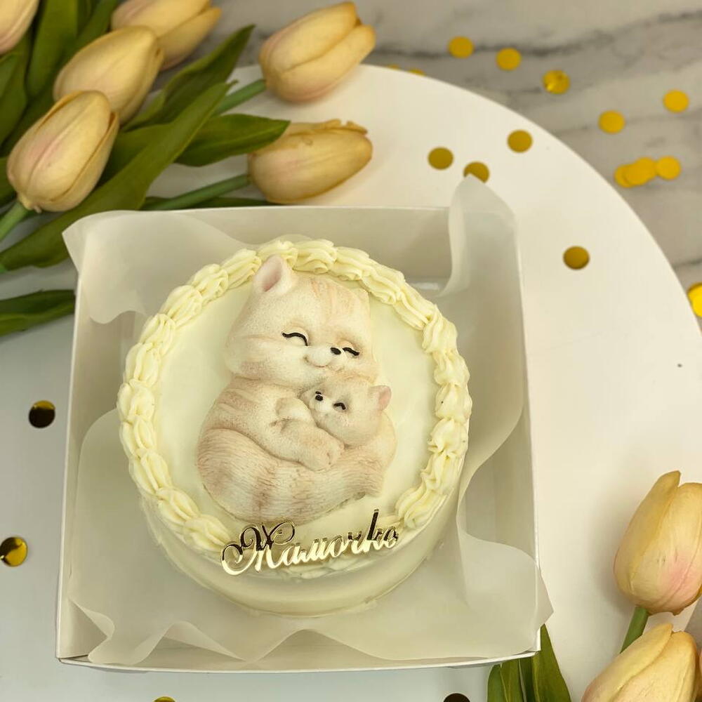 Бенто торт котята на день Матери