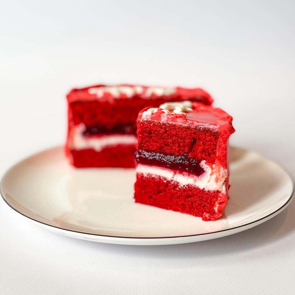 Бенто-торт красный бархат малина