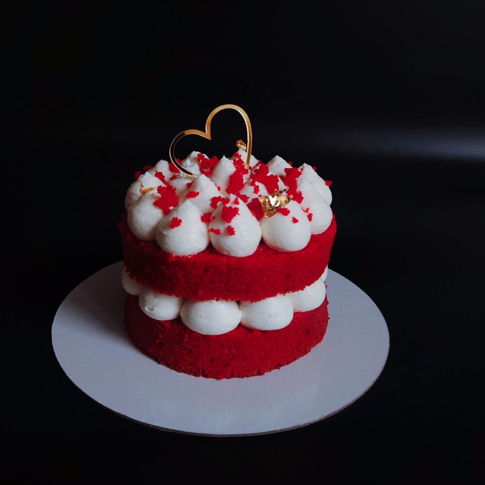 Бенто-торт "Красный бархат с вишнёвой начинкой"