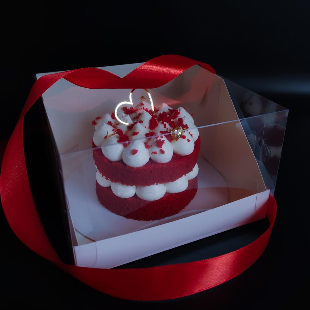 Бенто-торт "Красный бархат с вишнёвой начинкой"