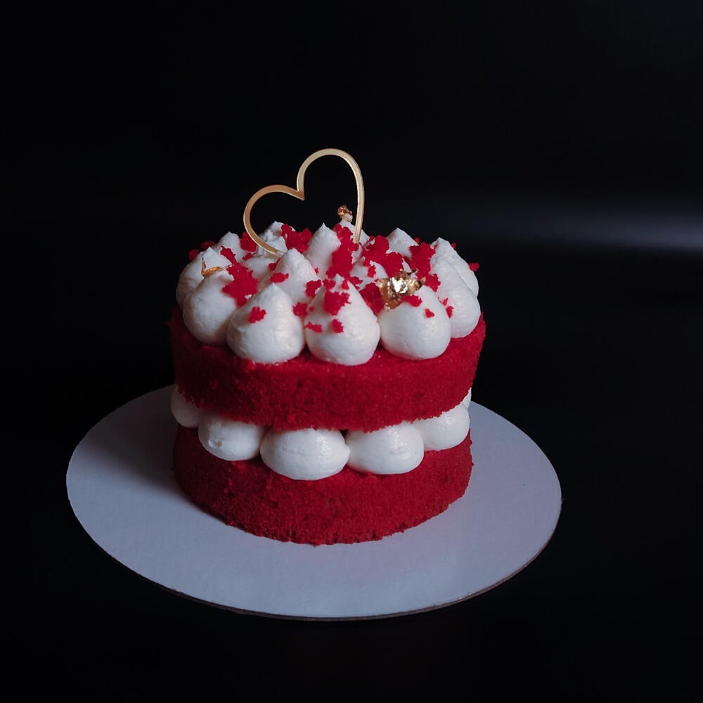 Бенто-торт "Красный бархат с вишнёвой начинкой"