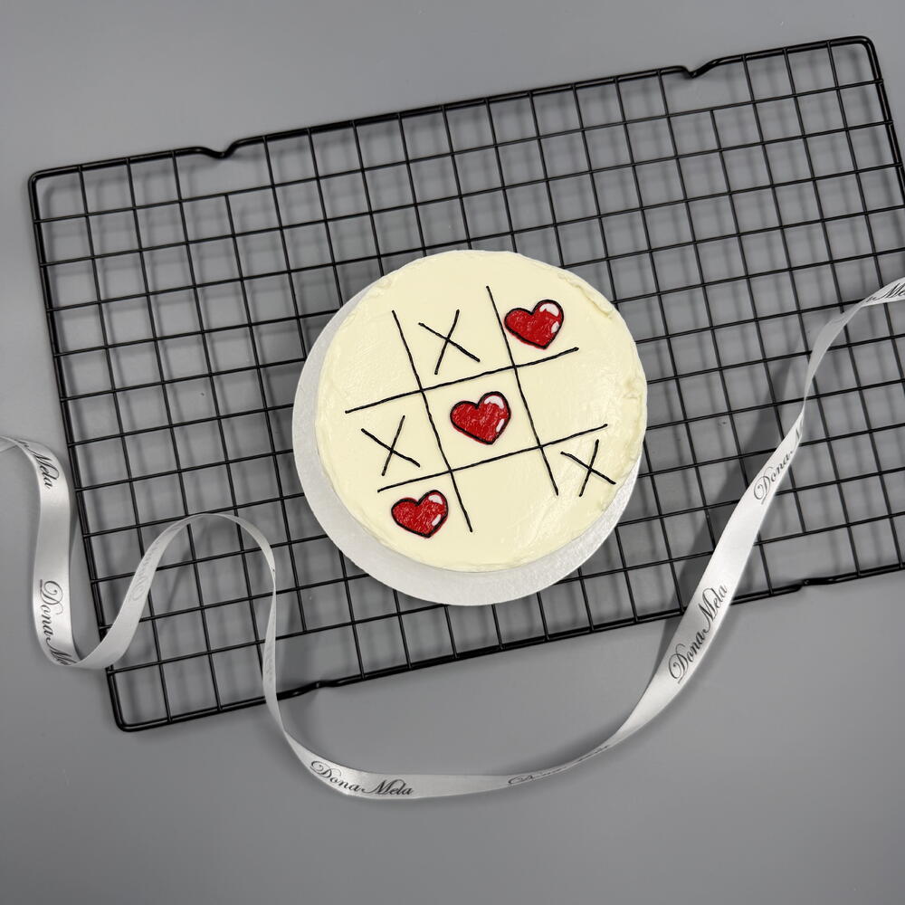 Бенто торт крестики - нолики - сердечки