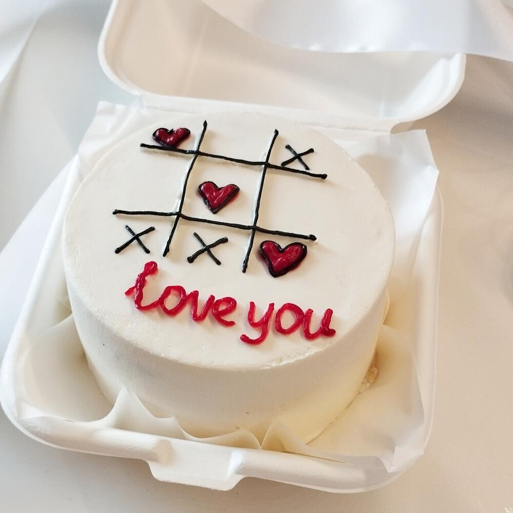 Бенто торт крестики нолики,бенто на 14 февраля,бенто на день влюбленных