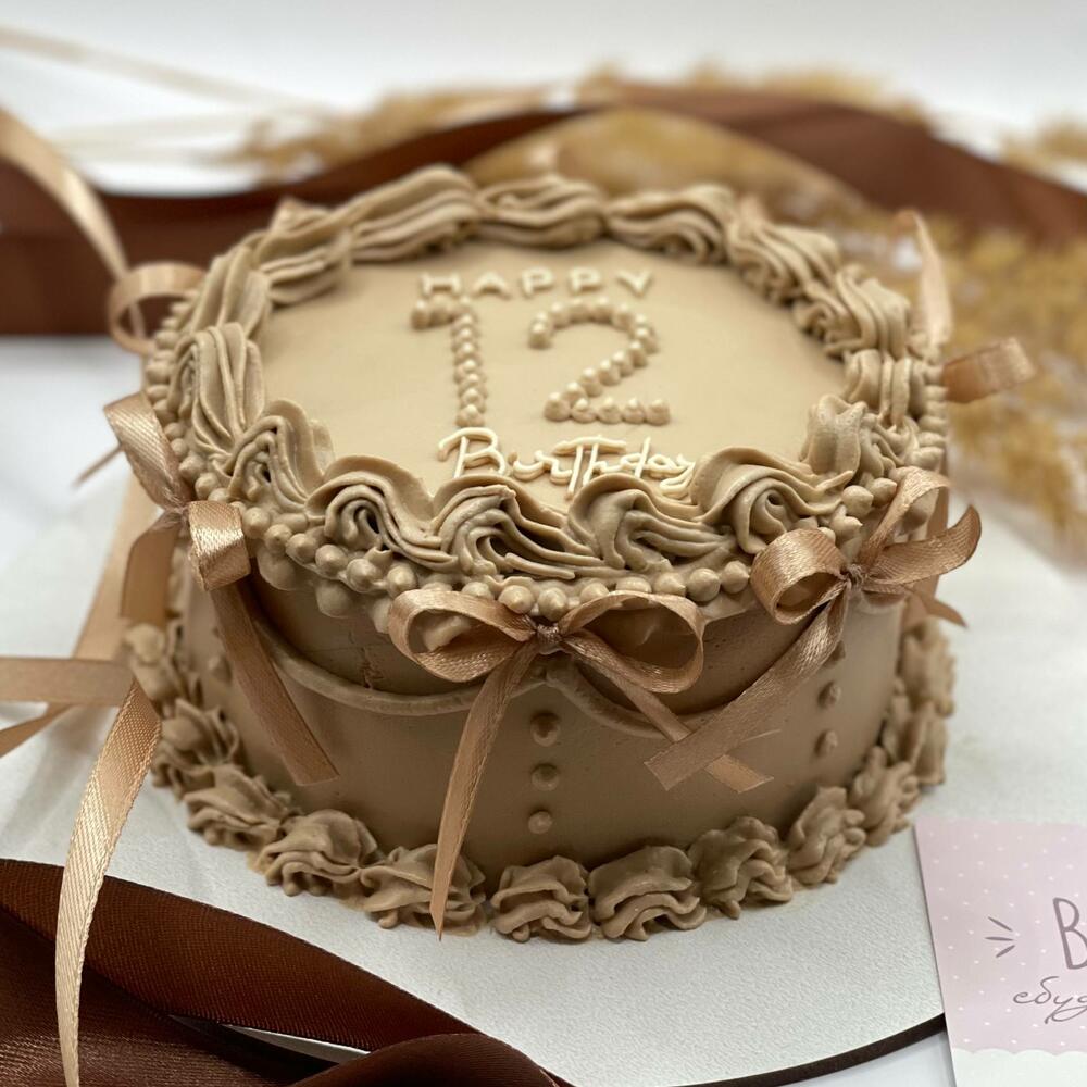 Бенто-торт Ламбет бежевый XL 700гр