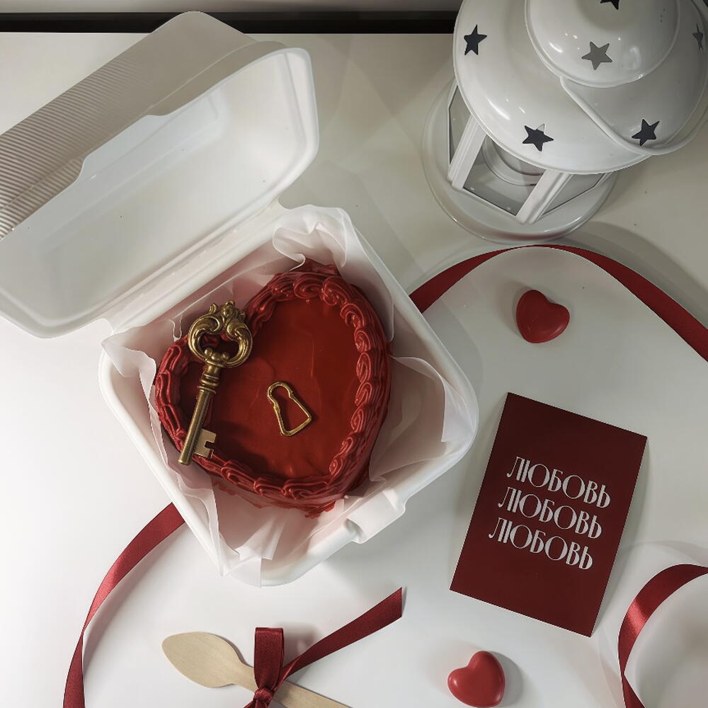 Бенто торт ламбет "Ключ к сердцу" на 14 февраля