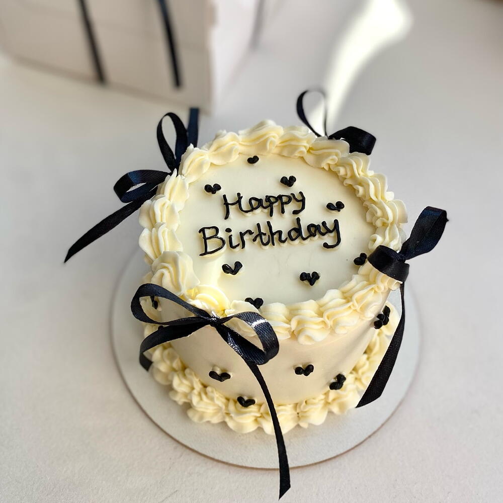 Бенто-торт «Ламбет с бантиками» на день рождения сестре, дочери или подруге