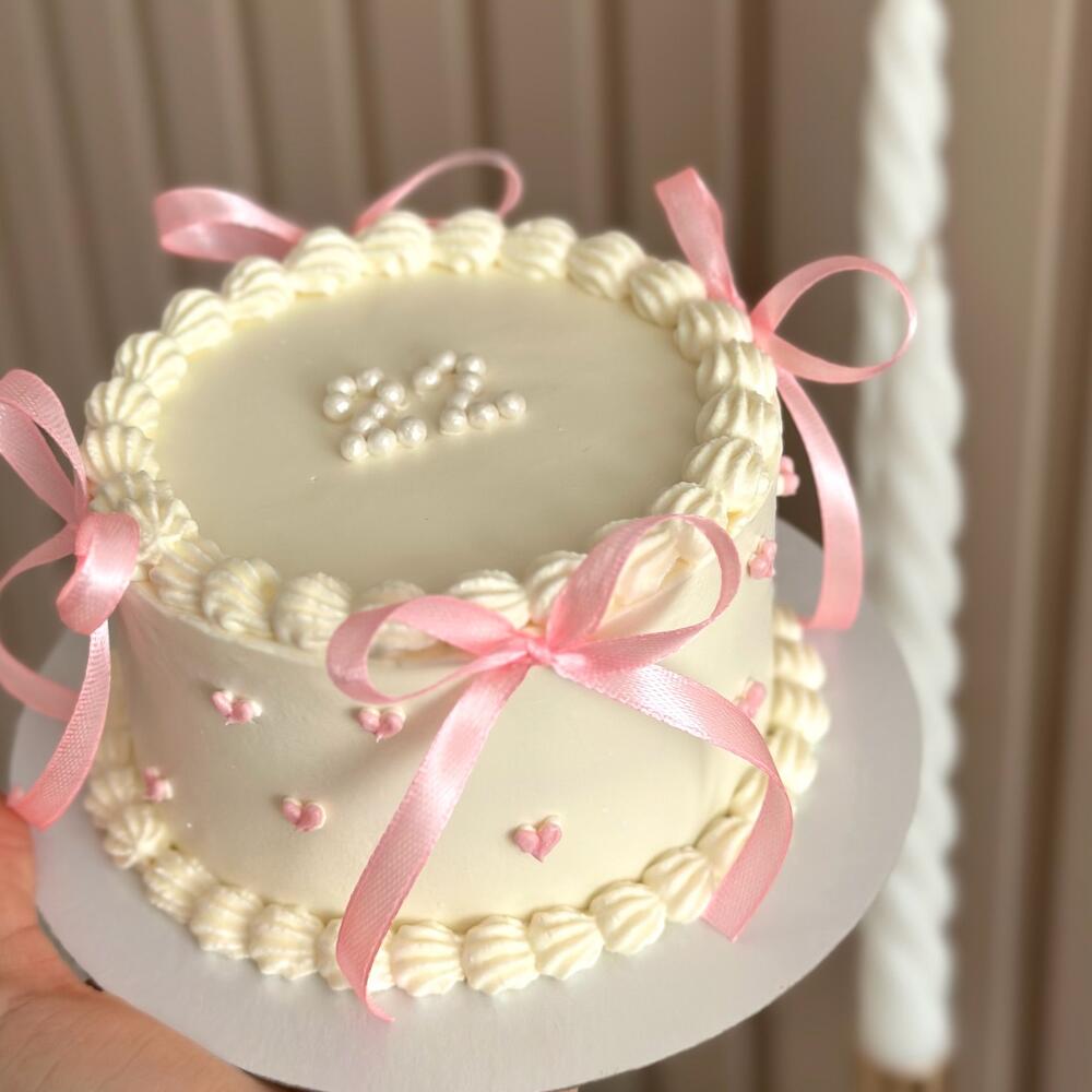 Бенто торт ламбет с бантиками сестре подруге дочке на день рождения