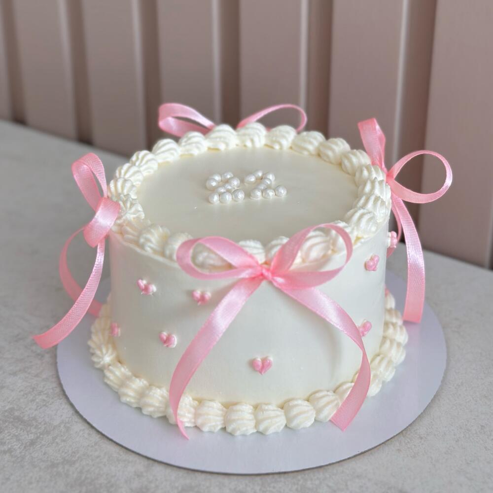 Бенто торт ламбет с бантиками сестре подруге дочке на день рождения