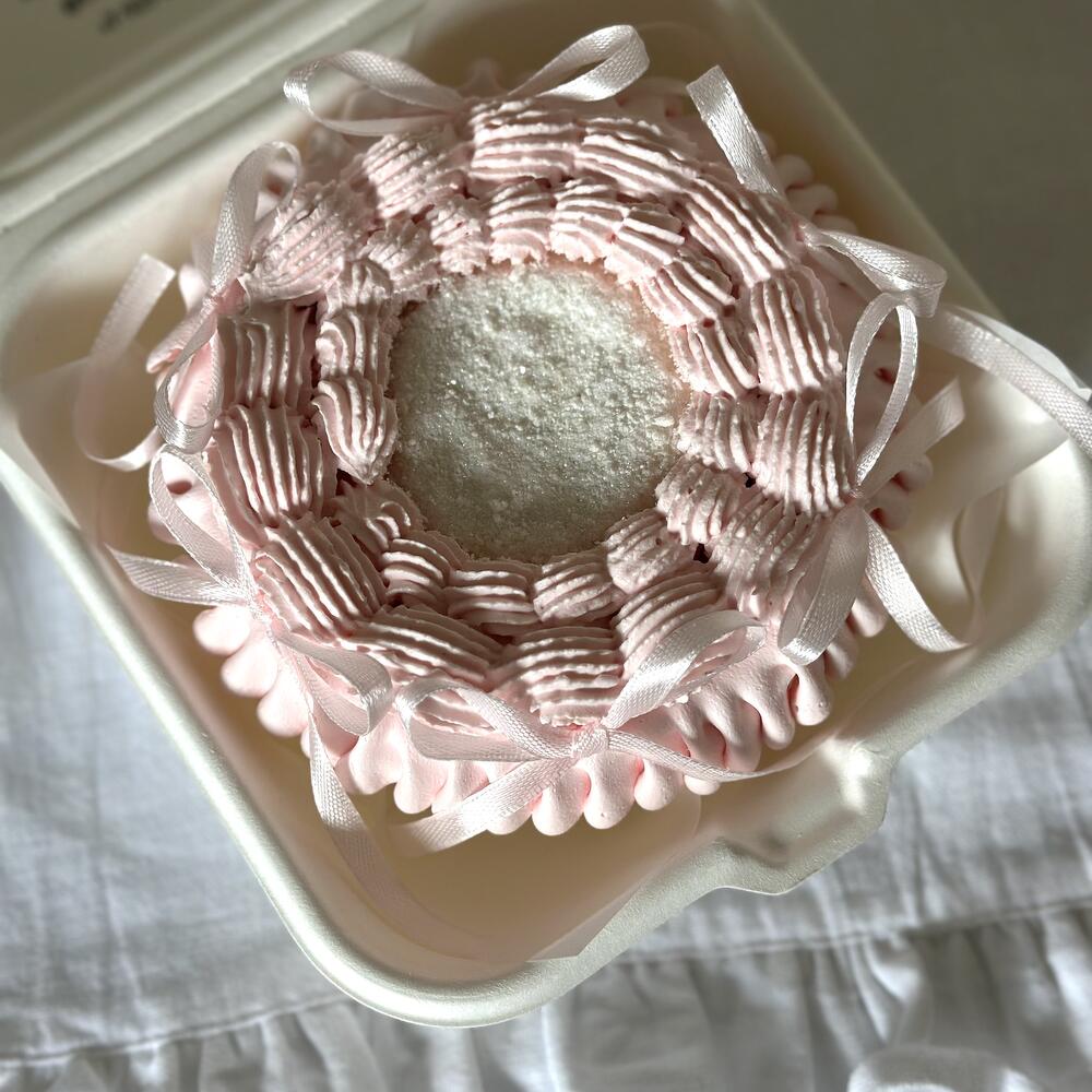 Бенто торт ламбет с блестками