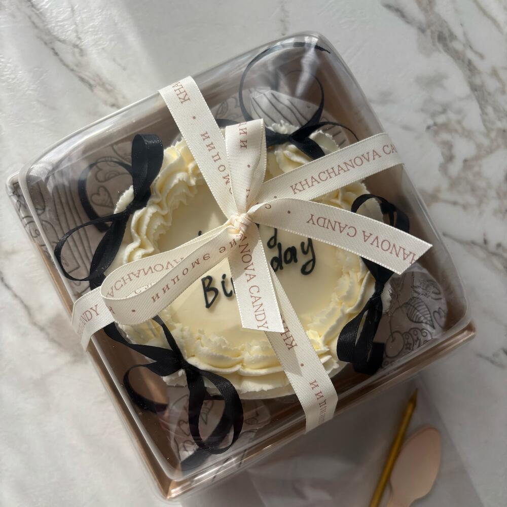 Бенто торт Ламбет с черными бантиками девушке, подруге, дочке, маме, сестре, коллеге на день рождения