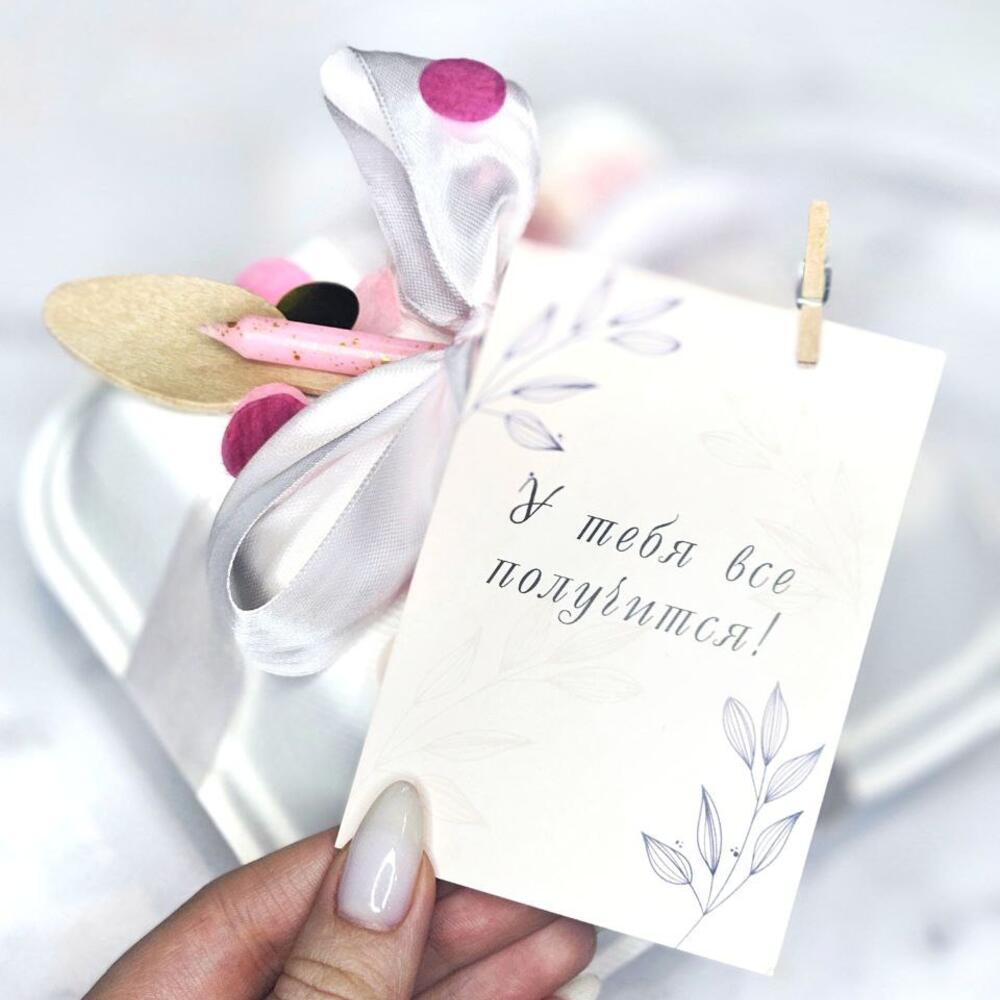 Бенто-торт Ламбет с черными бантиками и надписью