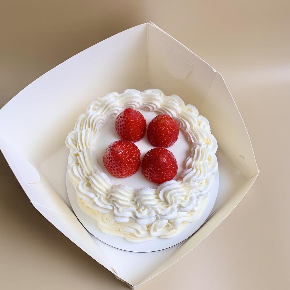 Бенто-торт Ламбет с клубникой