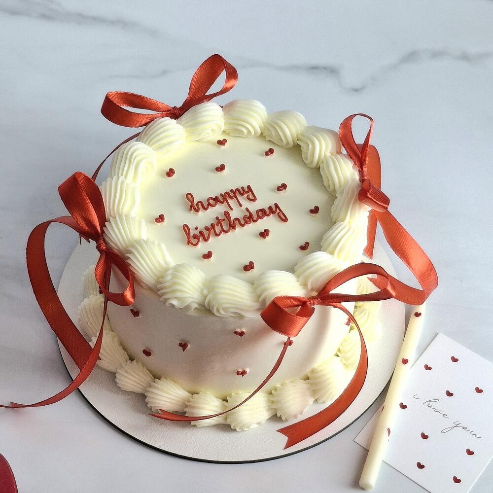 Бенто торт ламбет с рюшами и бантиками на день рождения в подарок