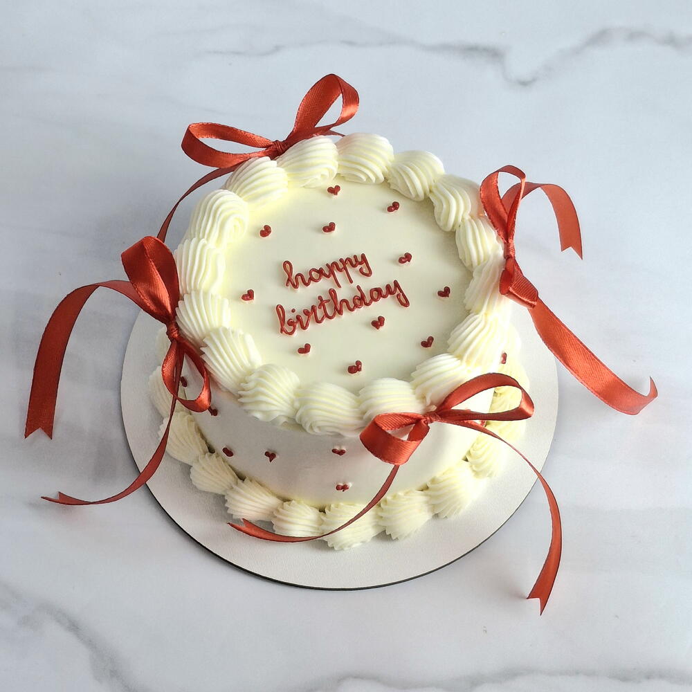 Бенто торт ламбет с рюшами и бантиками на день рождения в подарок