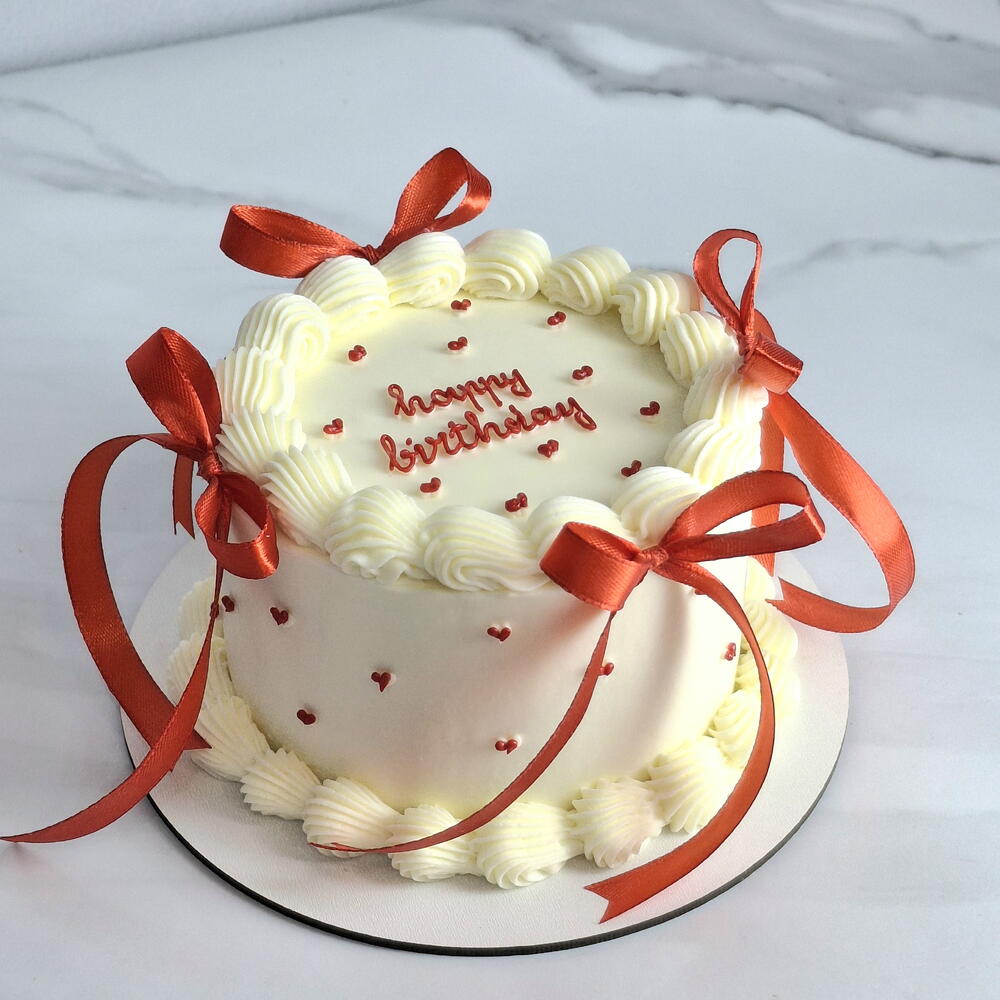 Бенто торт ламбет с рюшами и бантиками на день рождения в подарок