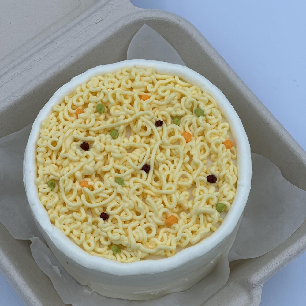 Бенто торт Лапша