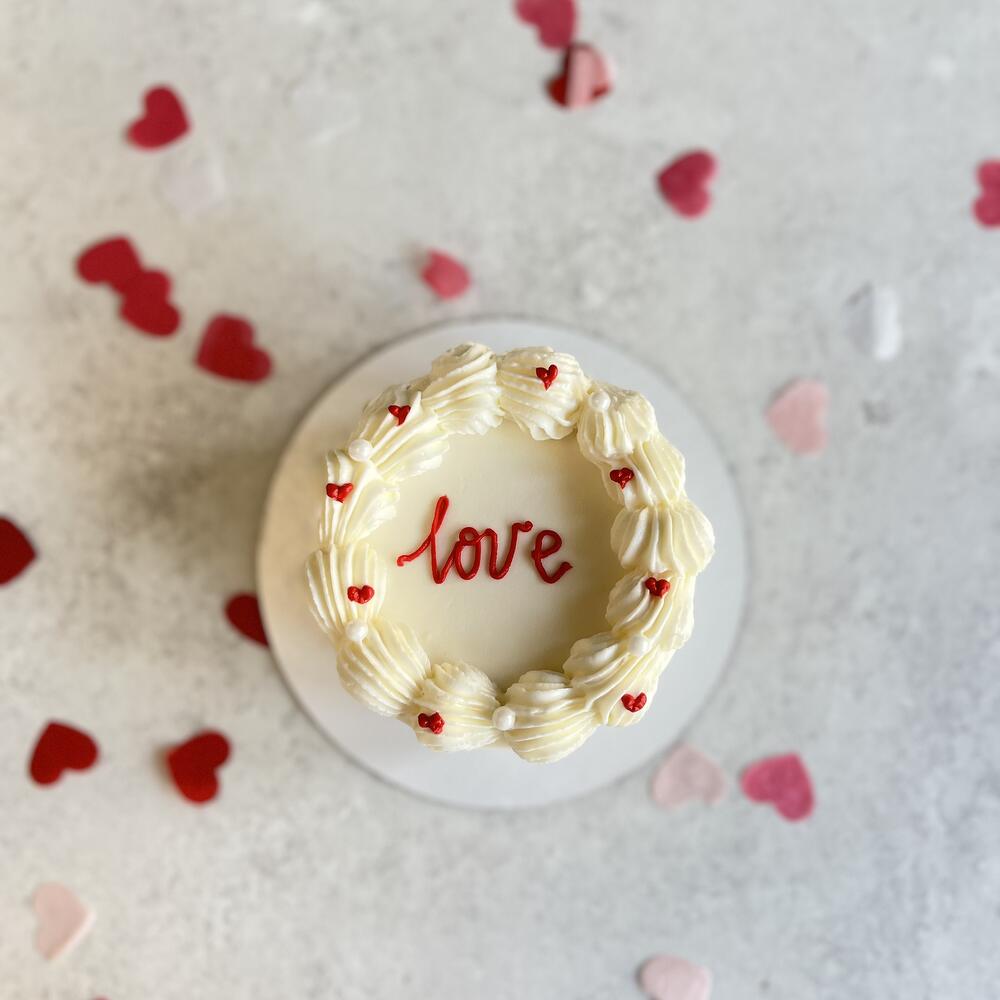 Бенто торт «love» для любимой девушки