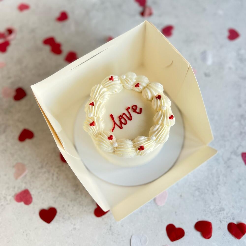 Бенто торт «love» для любимой девушки