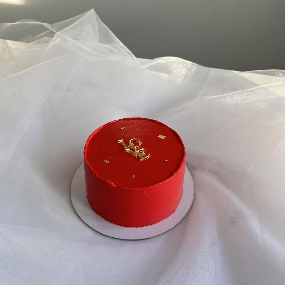 Бенто-торт love красный с топпером