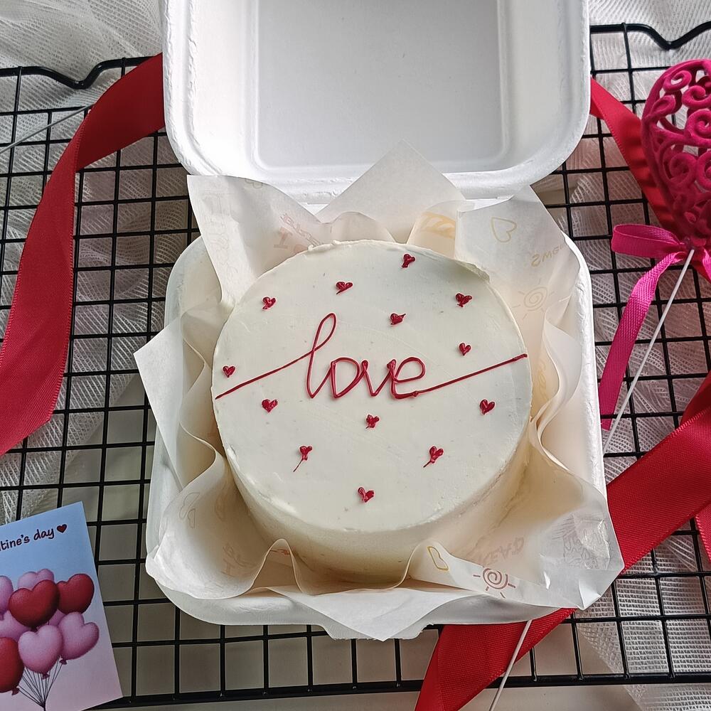 Бенто-торт Love в подарок любимой, любимому