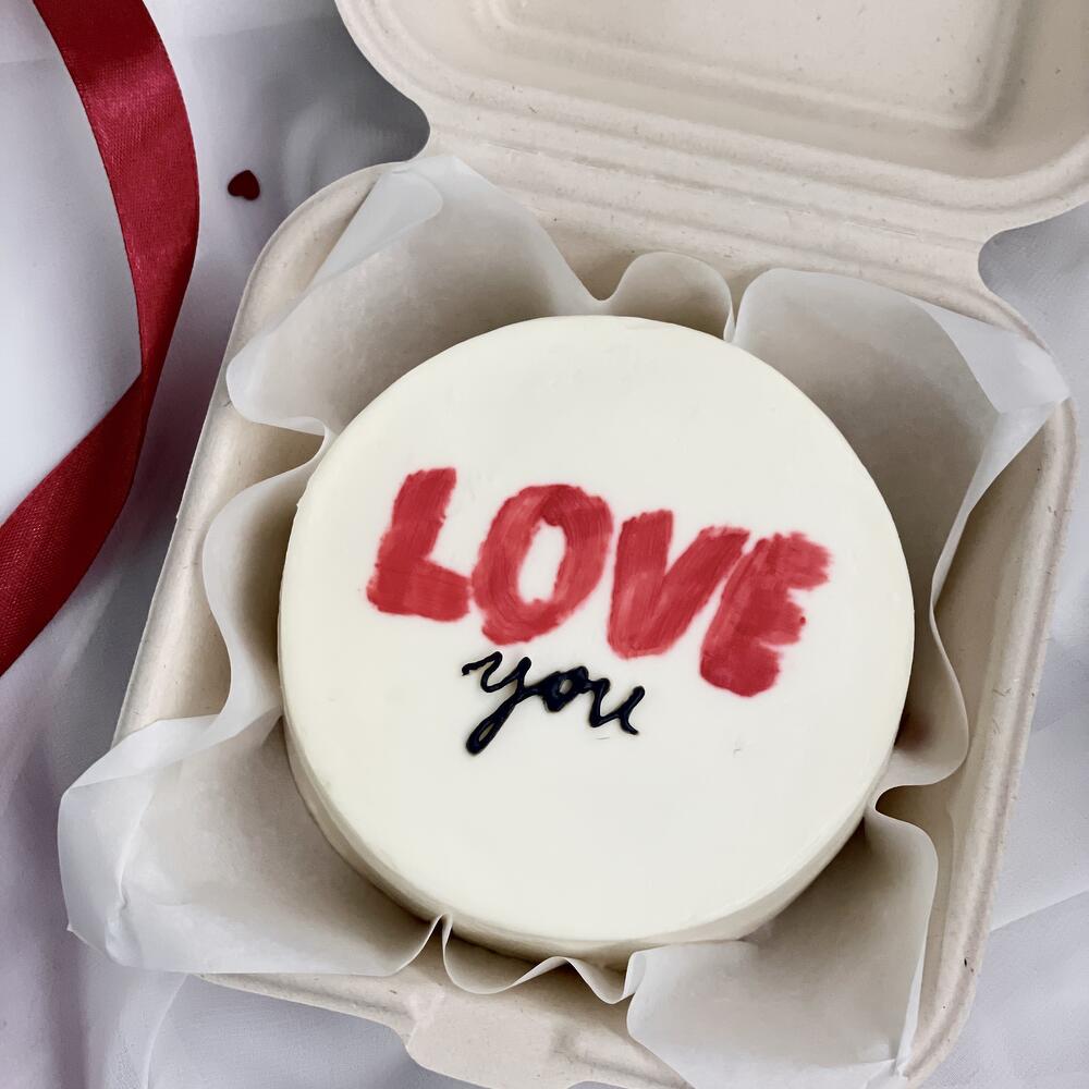Бенто-торт LOVE you для девушки , парня , мужа , жены