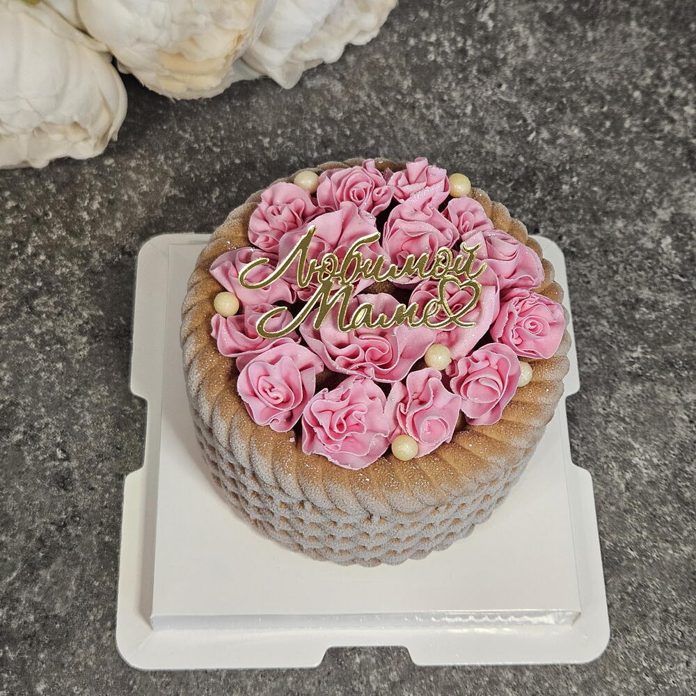 Бенто торт "Любимой маме" корзина с цветами