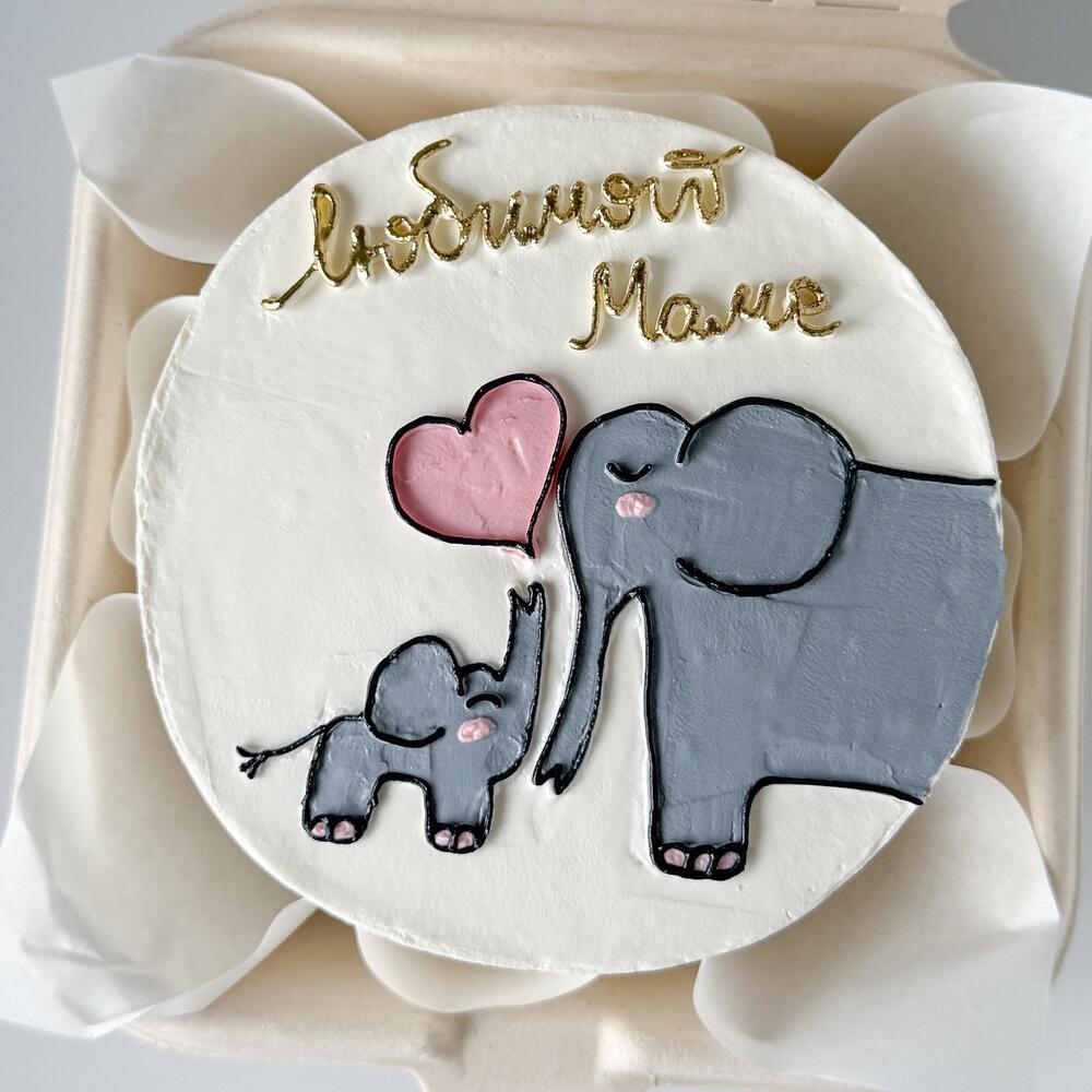 Бенто торт любимой маме с рисунком слоников