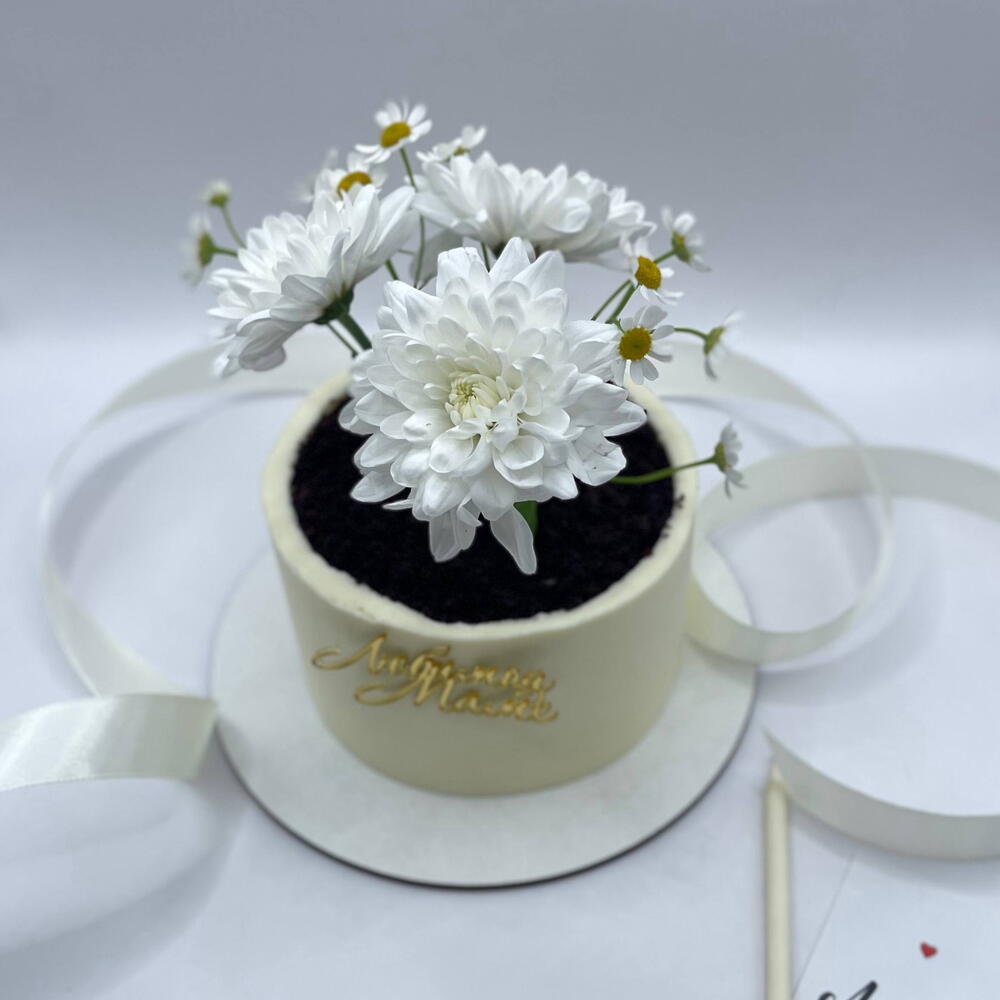 Бенто торт "Любимой Маме" с живыми цветами XL 700гр