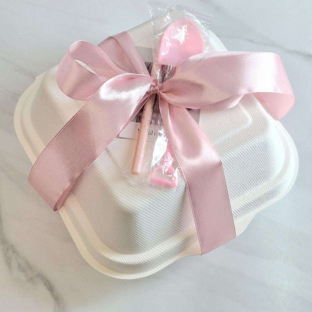 Бенто торт "Любимой мамочке" маме, на день Матери с цветочками