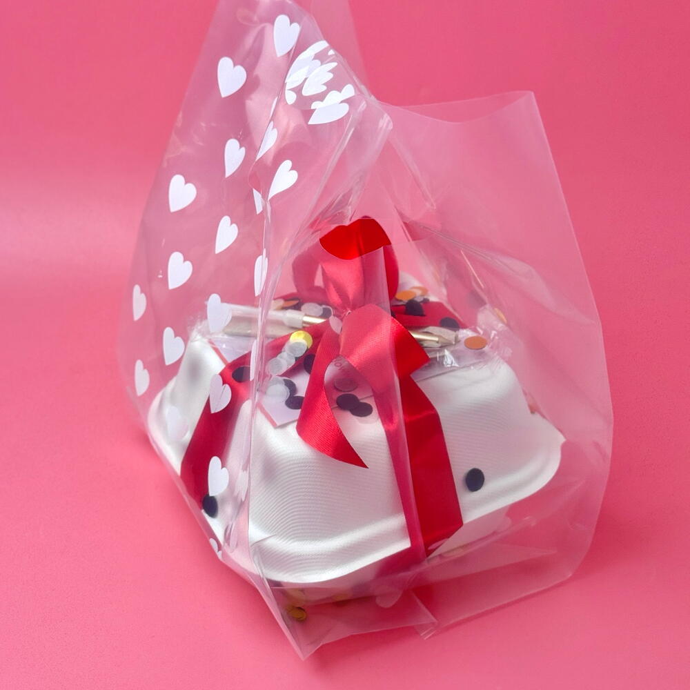 Бенто торт любимой Ты как беляш с вокзала Горячая, сочная и такая опасная