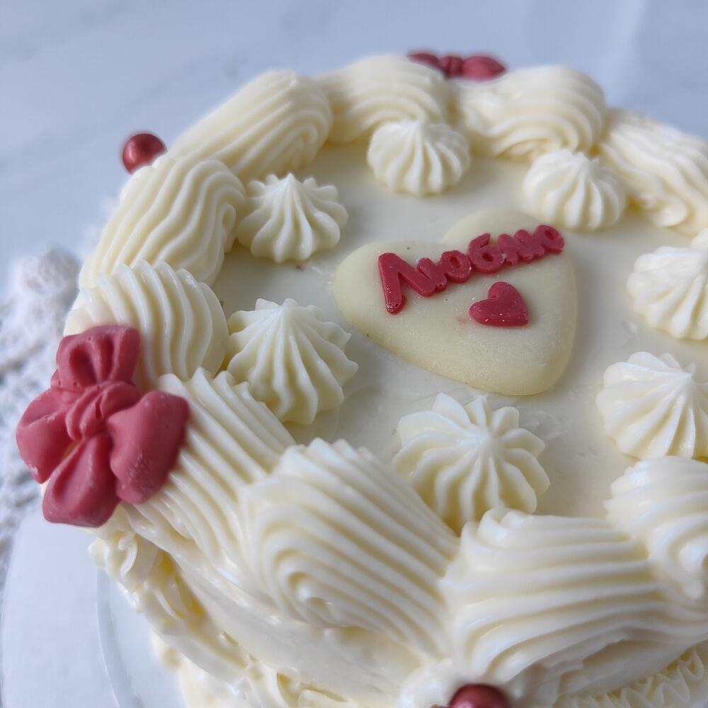 Бенто-торт Люблю "рюши и красные бантики" девушке/жене/маме