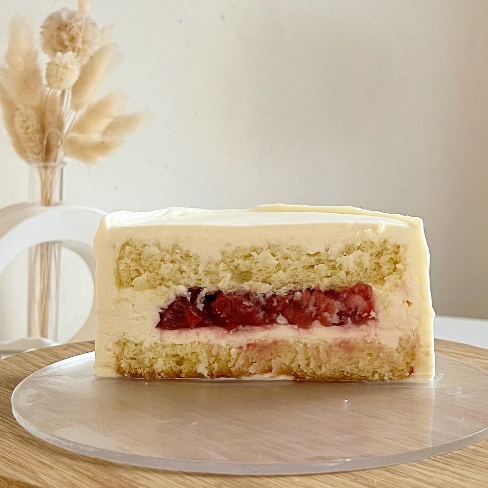 Бенто торт «Люблю» с мишкой