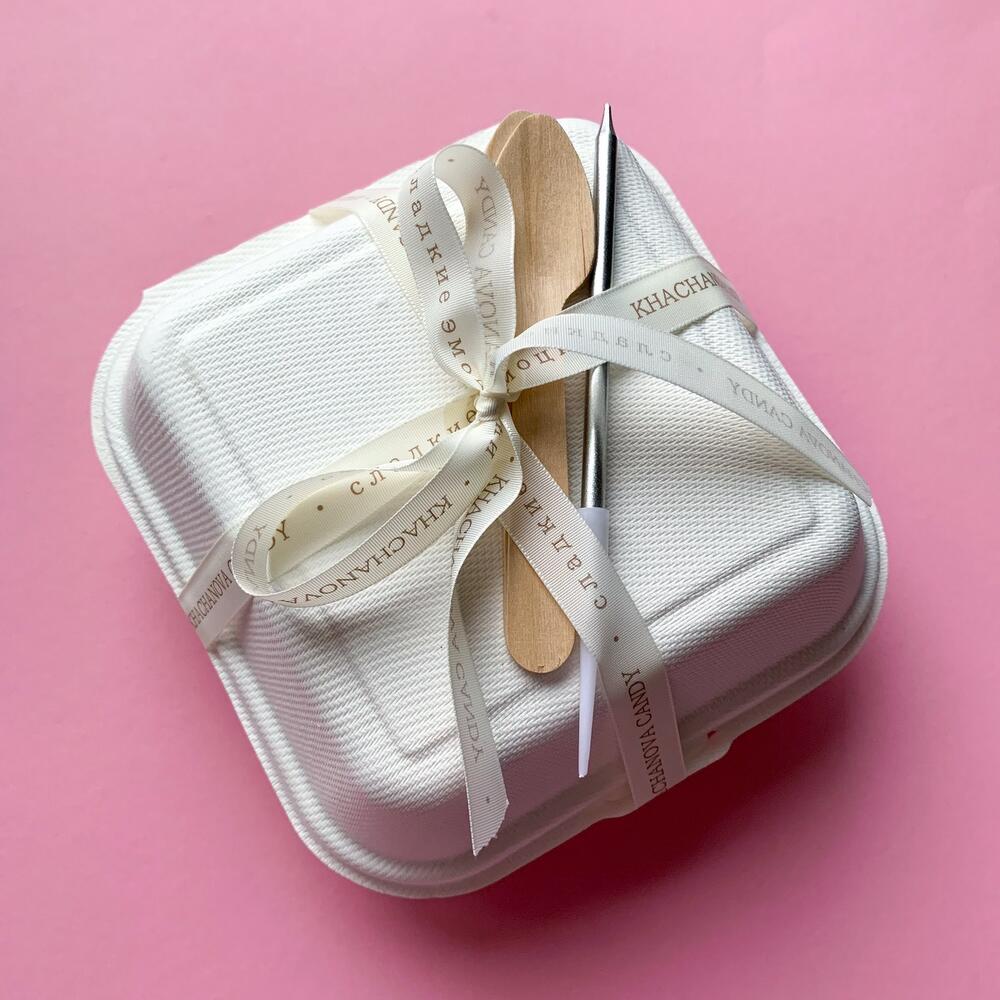 Бенто торт "Люблю" с розовыми сердечками мужу, жене, парню, девушке, мужчине