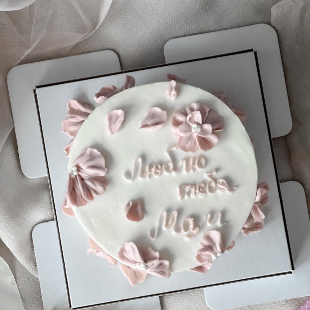 Бенто торт «Люблю тебя, мам»