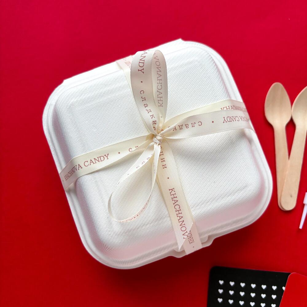 Бенто торт «люблю тебя» на годовщину 14 февраля мужу/жене с сердечками