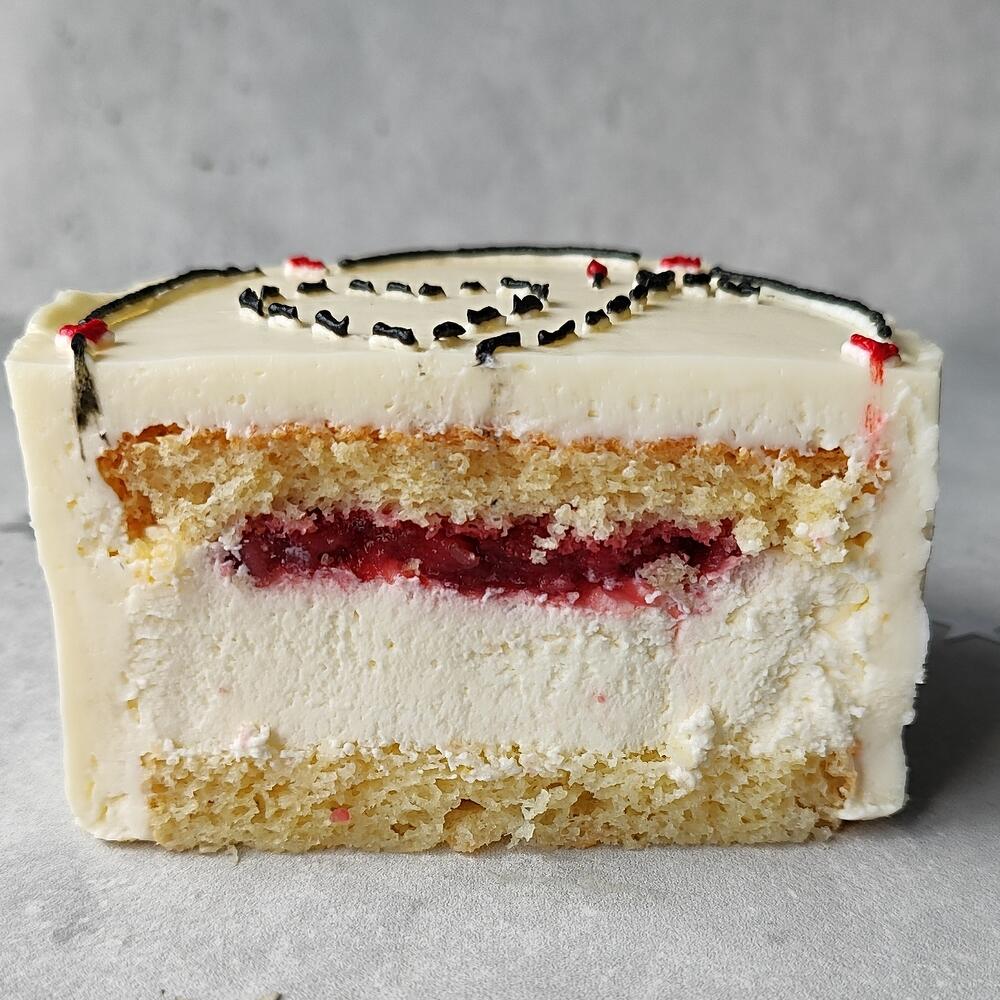 Бенто-торт "Люблю" в подарок