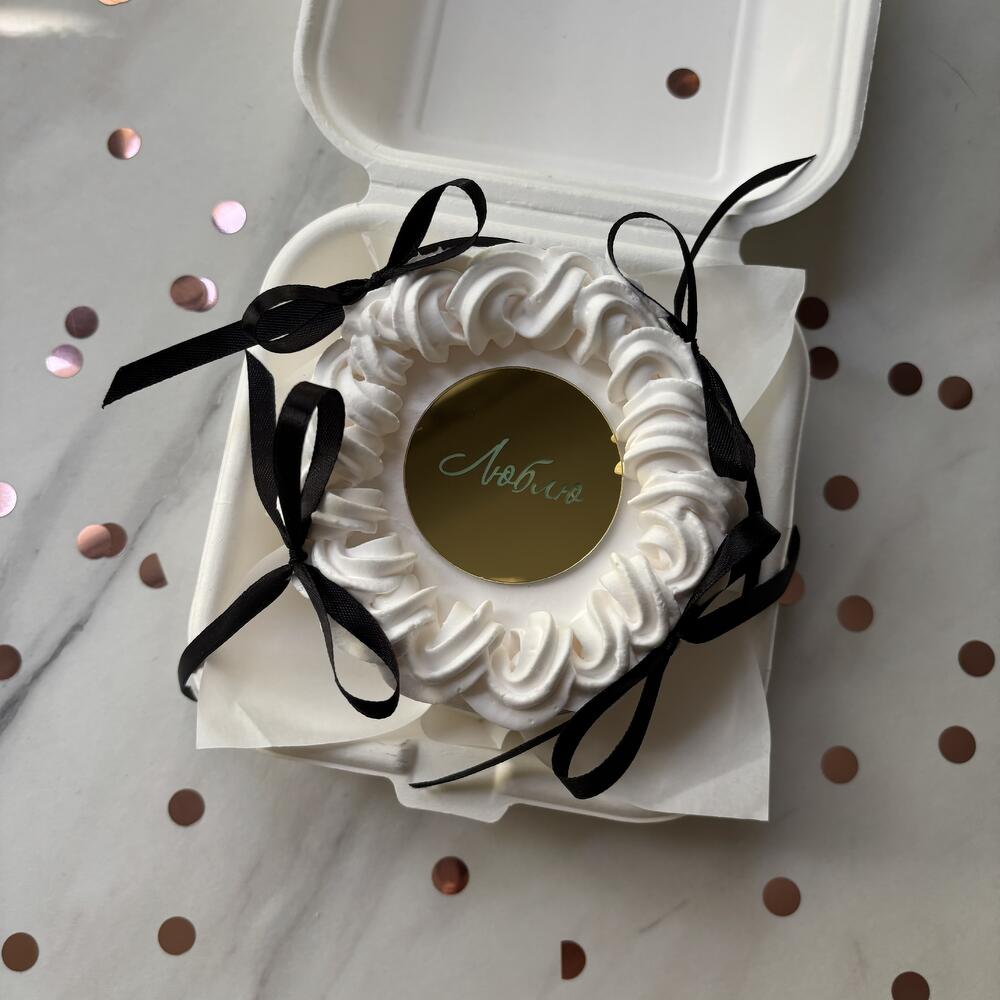 Бенто торт люблю в стиле ламбет с бантиками