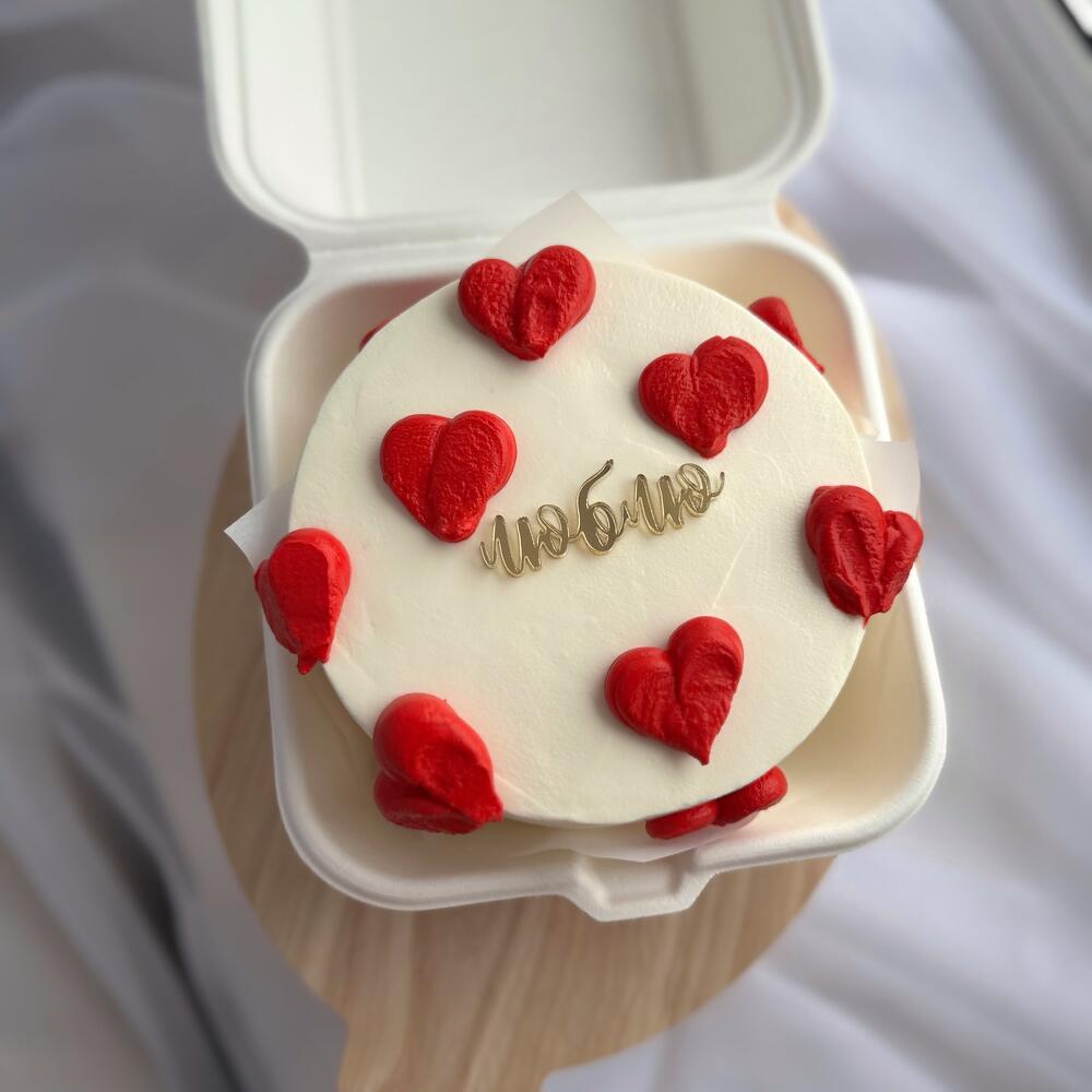 Бенто торт М люблю