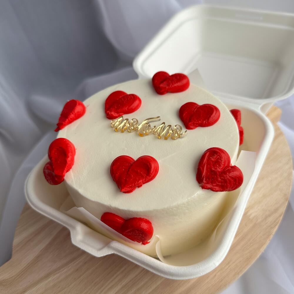 Бенто торт М люблю