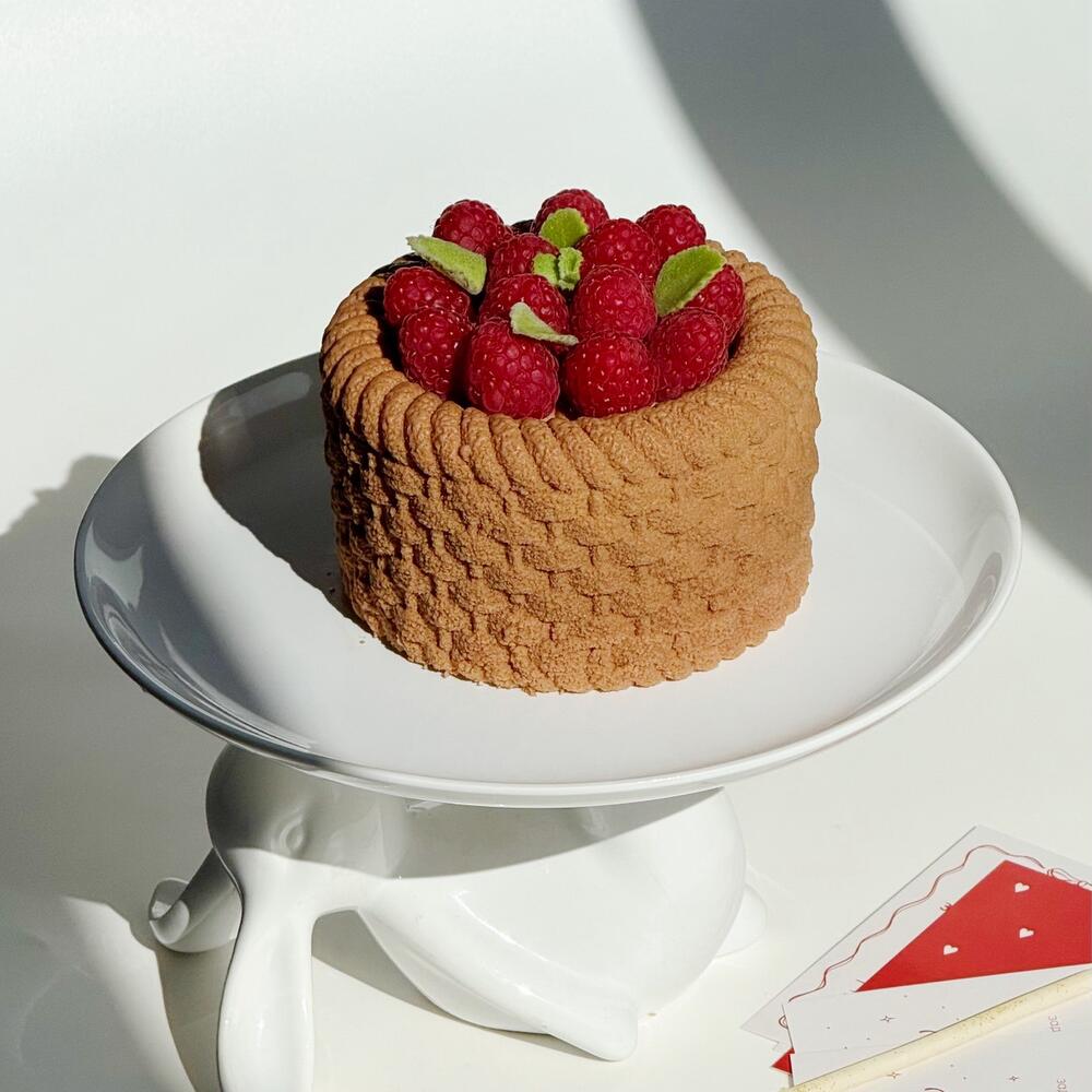 Бенто торт «Малиновый Макфлури» 10*7 см