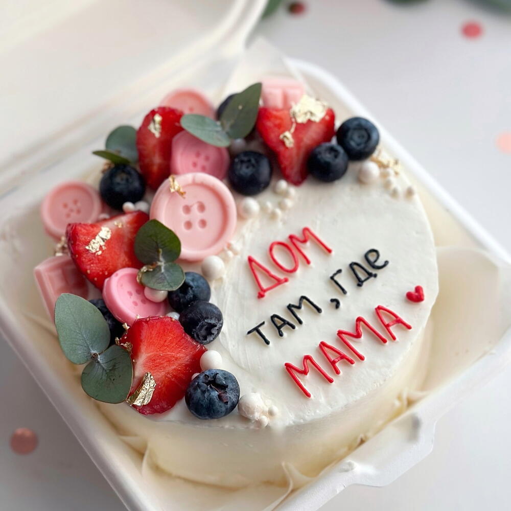 Бенто торт маме , бенто на День матери с ягодами