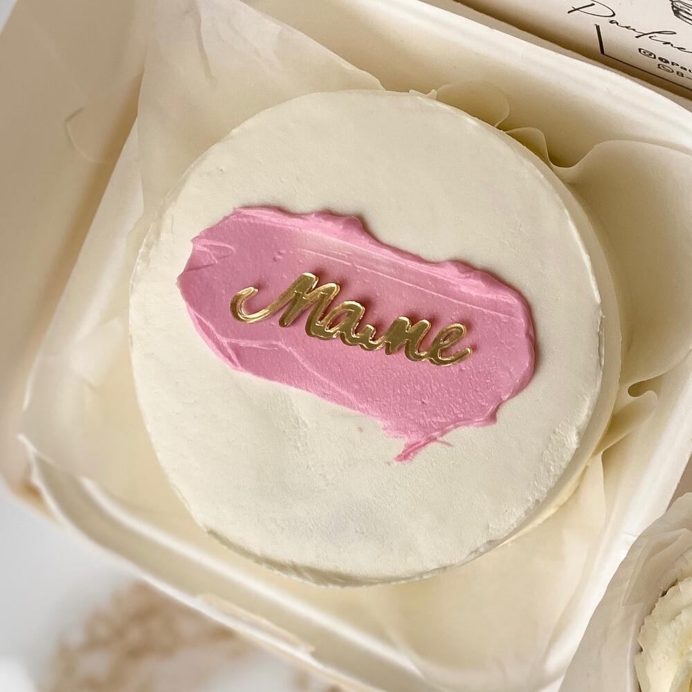 Бенто торт маме клубничный