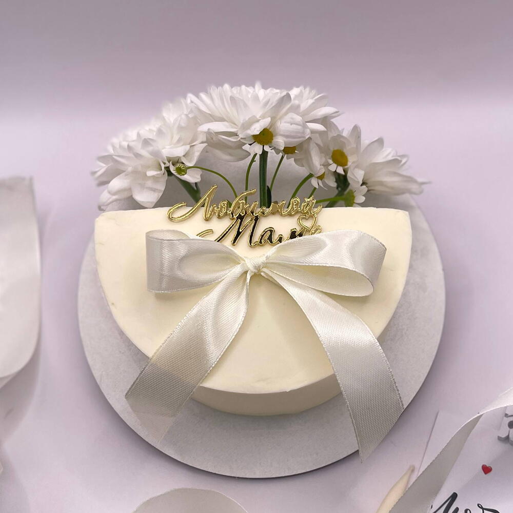 Бенто торт "Маме" с живыми цветами XL 500гр