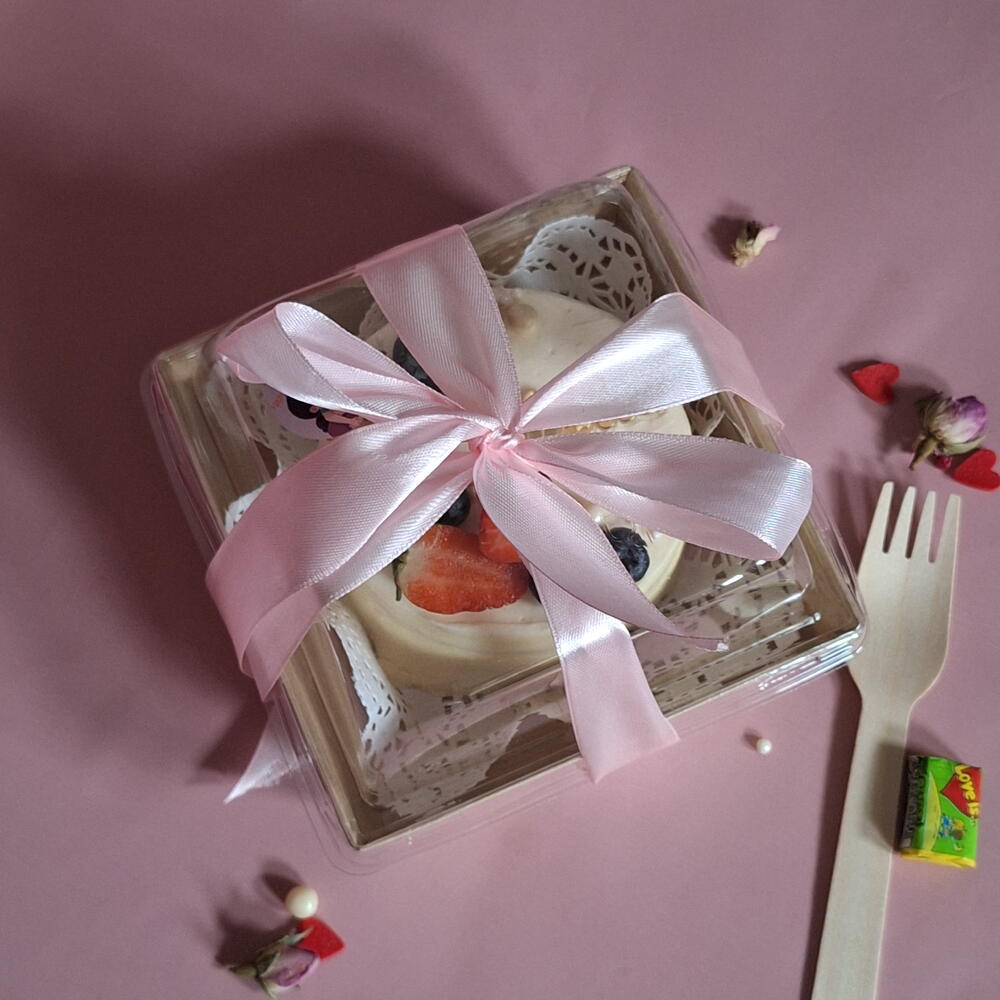 Бенто-торт Маме со свежими ягодами